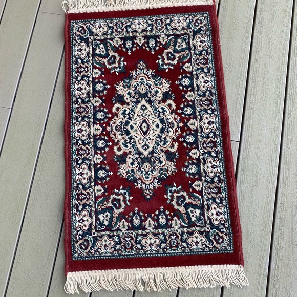 Rug Foyer Traditional - Picture 3 of 9